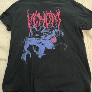 Venom tee